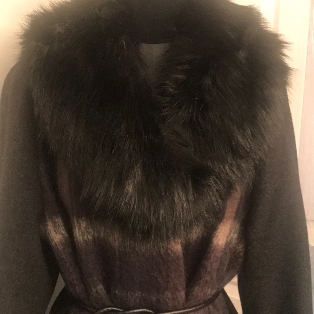 Verá Wang Dress coat- with fur